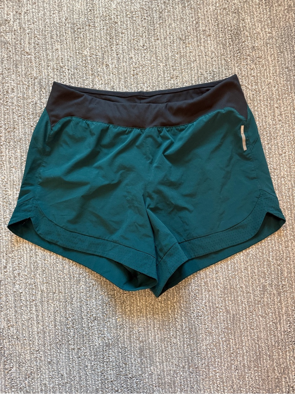 REI Co-op Women’s Running Shorts M Green Black Lined Athletic Performance Active